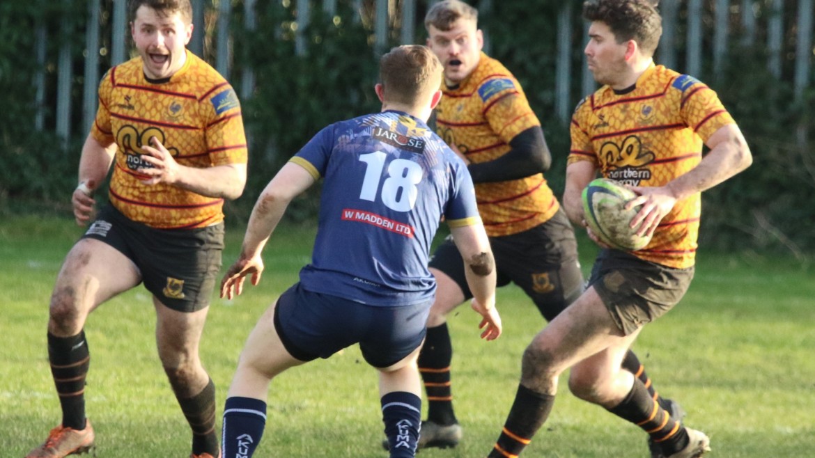 Pythons deserve win at West Leeds