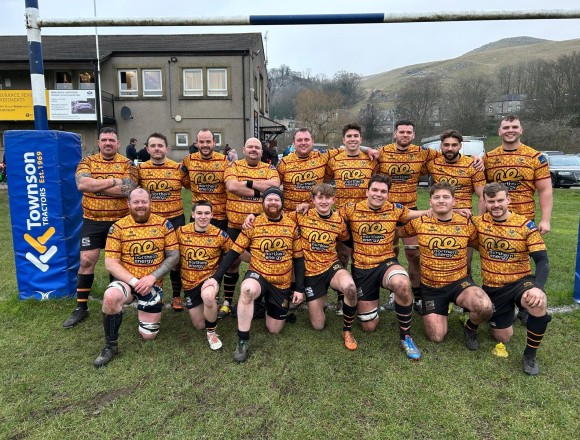 Pythons suffer heavy loss at league leaders